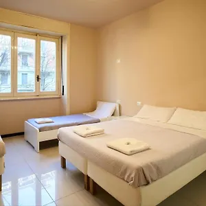 Giramondo Apartamento Milão