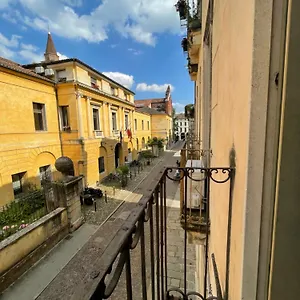 Il Palazzetto , Vicenza Italia